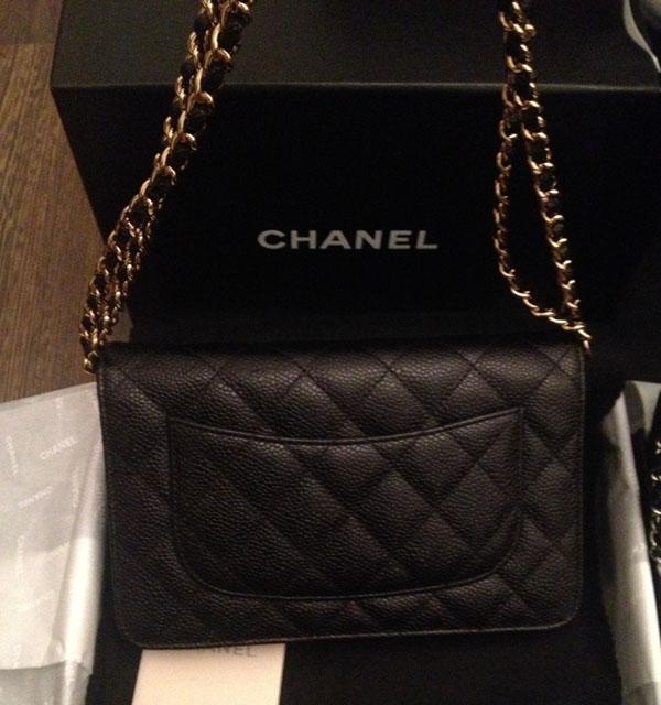 CHANEL 【やっとの入荷で選べる金具】大人気チェーンWALLET 9071918